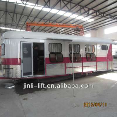 3 horse angle deluxe float with living quarters,living room